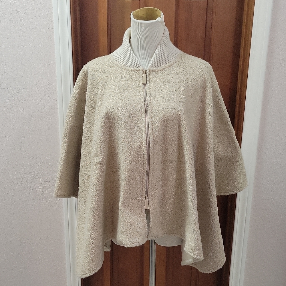 Canada Weathergear Zip Up Poncho